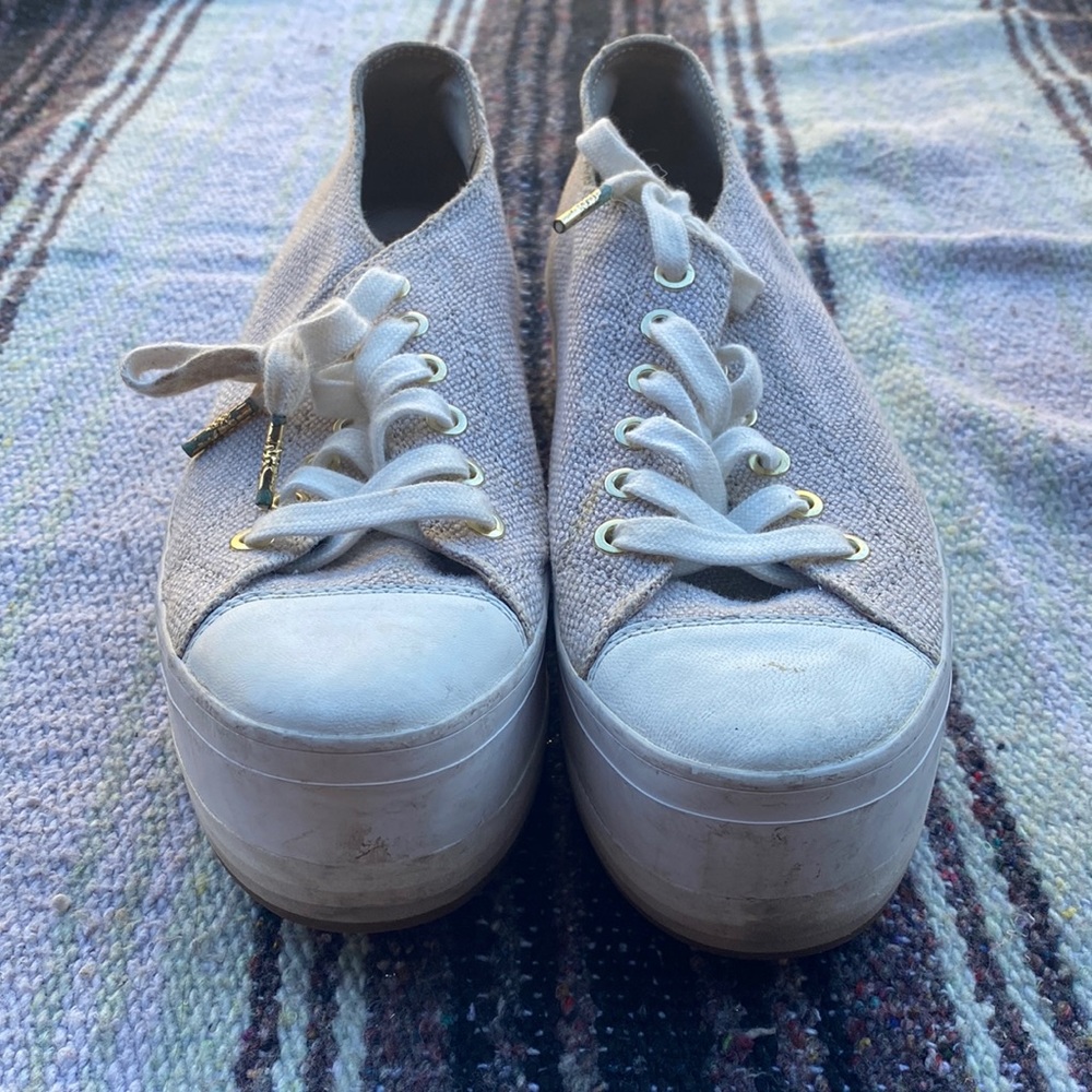 Women’s Platform Shoes